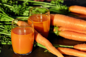 orange roter Stuhlgang - nahrungsmittelbedingt